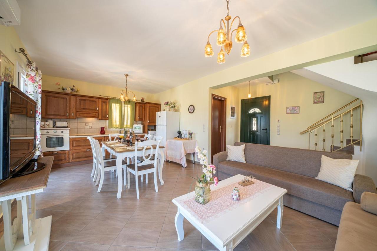 Superb Villa With Private Pool Peaceful Location Sami  Exterior photo